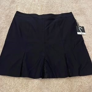 NWT Simply Vera Wang black skirt with lace pleats, XL